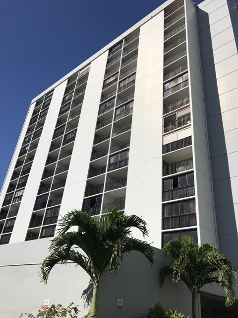 1541 Dominis St in Honolulu, HI - Building Photo