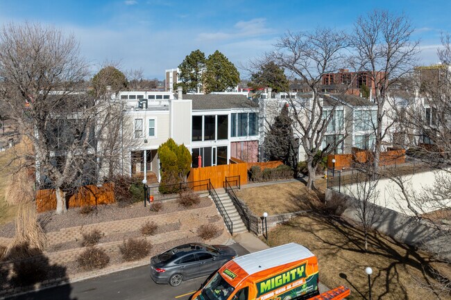 One Thousand South Monaco in Denver, CO - Building Photo - Building Photo