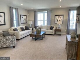 1018 Rosecroft Ln in York, PA - Building Photo