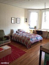 1111 Boylston St, Unit 44 in Boston, MA - Foto de edificio - Building Photo