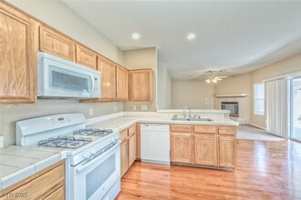 1759 Virgin Island Ave in Henderson, NV - Building Photo - Building Photo