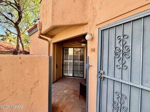 4281 N River Grove Cir, Unit 4303 in Tucson, AZ - Building Photo - Building Photo