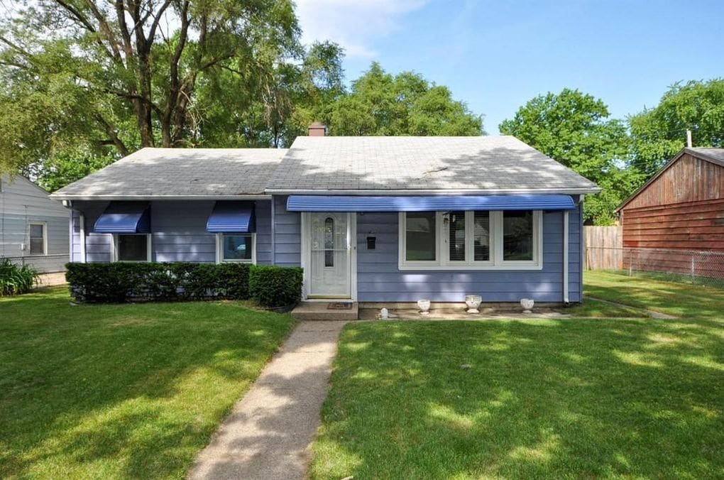 7402 Delaware Ave in Hammond, IN - Building Photo