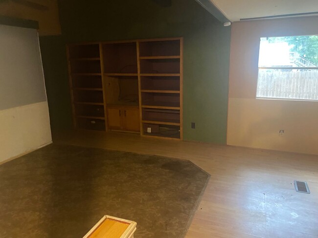 2312 Sledge St in Marshall, TX - Building Photo - Building Photo