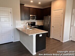 3433 Haylee Grace Pl in Seguin, TX - Building Photo - Building Photo