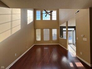 4027 Much Marcle Dr in Zionsville, IN - Building Photo - Building Photo