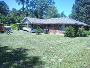 25008 Cooper Cemetery Rd in Ponchatoula, LA - Building Photo - Building Photo
