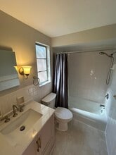 412 Anawanda Ave in Mt. Lebanon, PA - Building Photo - Building Photo