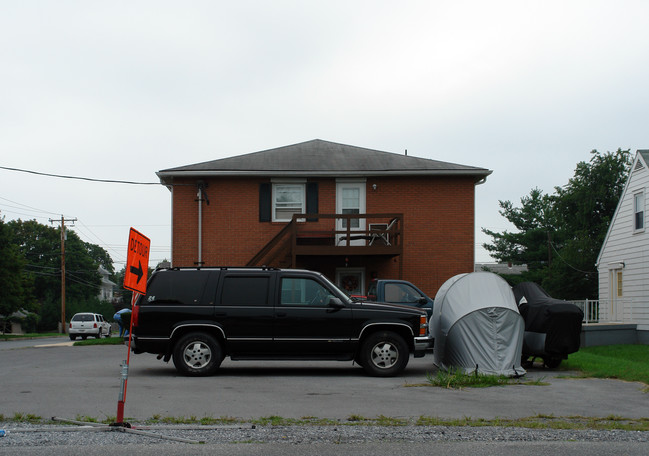 807 Linwood Rd in Hagerstown, MD - Foto de edificio - Building Photo