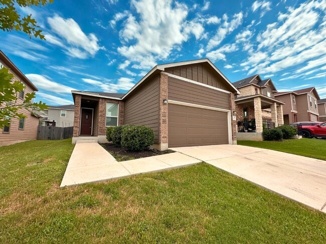 property at 1533 Overlook Cove