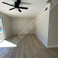 1019 W Posada Ave in Mesa, AZ - Building Photo