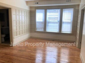 610 E 71st St in Chicago, IL - Building Photo - Building Photo