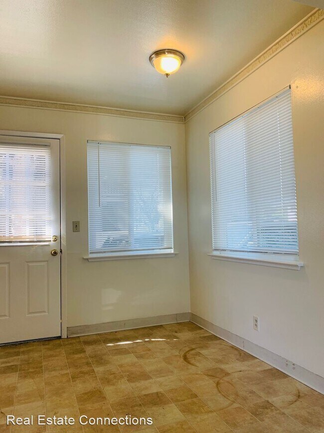 998 College Dr in San Jose, CA - Building Photo - Building Photo
