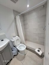 56 Rue Guilbault O in Montréal, QC - Building Photo - Building Photo