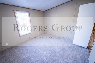 156 Brunswick Ln in Henderson, NC - Building Photo - Building Photo