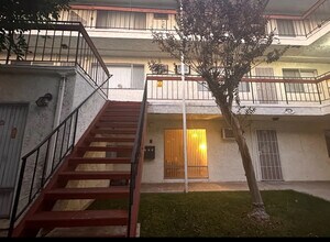 724 S Chapel Ave, Unit # 3 in Alhambra, CA - Building Photo - Building Photo
