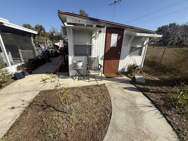 property at 33424 Shady Acres Rd