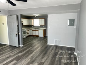 733 E Laporte Dr in Pueblo, CO - Building Photo - Building Photo