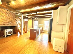 4 Temple St in Hallowell, ME - Building Photo - Building Photo