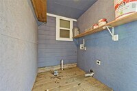 1312 E 36th St photo'