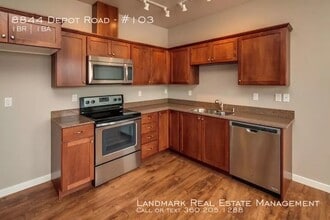 8844 Depot Rd-Unit -#103 in Lynden, WA - Building Photo - Building Photo