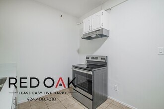 5233 Monte Vista St in Los Angeles, CA - Building Photo - Building Photo