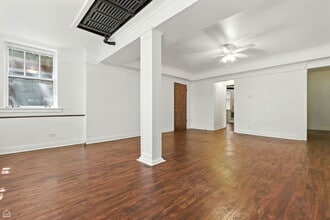 5104 S Kimbark Ave in Chicago, IL - Building Photo - Building Photo