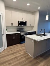 151 Bell Gdns Cv in Winnipeg, MB - Building Photo - Building Photo