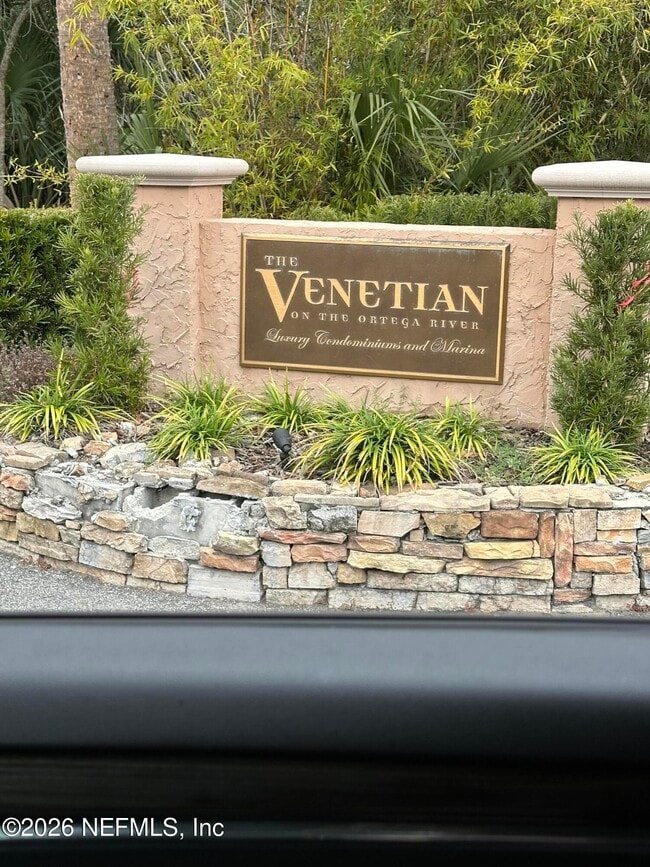 5375 Ortega Farms Blvd in Jacksonville, FL - Foto de edificio - Building Photo