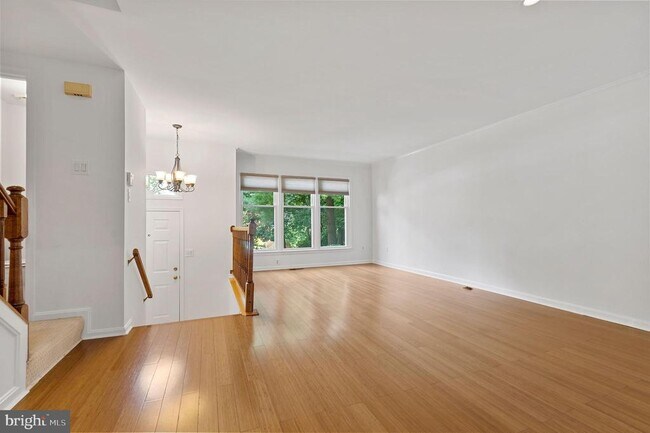 10504 Pine Haven Terrace in Rockville, MD - Building Photo - Building Photo