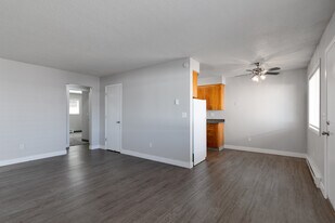 Parkview in Vancouver, WA - Building Photo