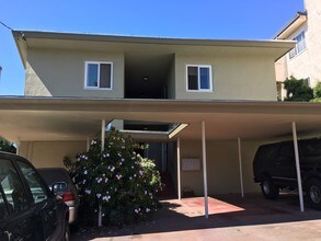 739 Jean St in Oakland, CA - Foto de edificio - Building Photo