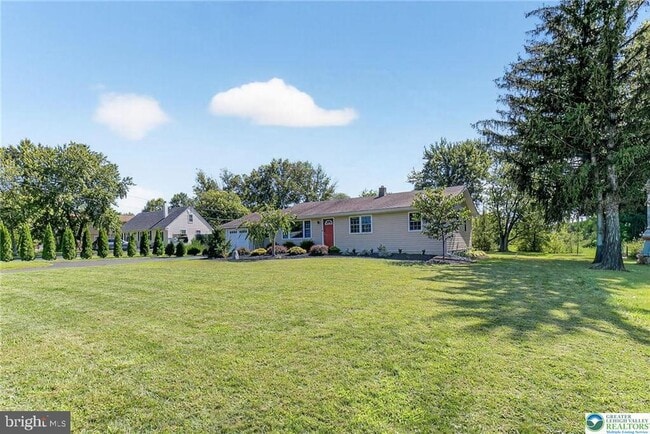 1066 Doylestown Pike in Quakertown, PA - Building Photo - Building Photo