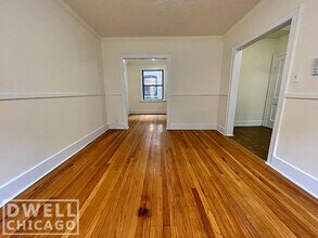2331 N Spaulding Ave, Unit 1 in Chicago, IL - Building Photo - Building Photo