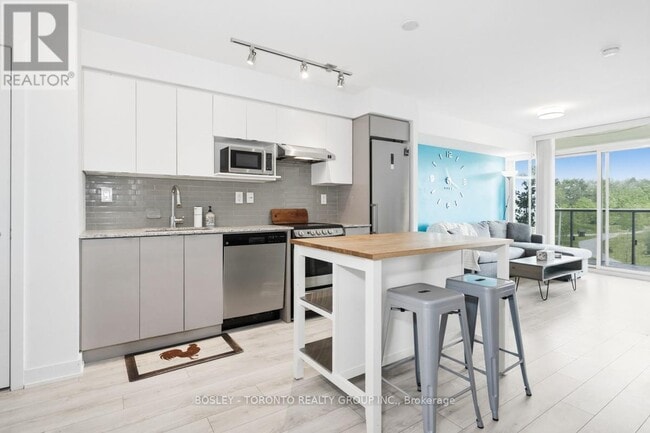 property at 160 Flemington Rd