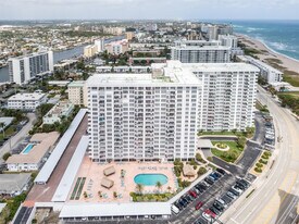 405 N Ocean Blvd in Pompano Beach, FL - Building Photo