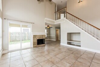 1828 Lincolnshire Way in Fort Worth, TX - Building Photo - Building Photo