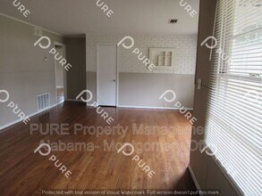 534 Capitol Pkwy Ct in Montgomery, AL - Building Photo - Building Photo