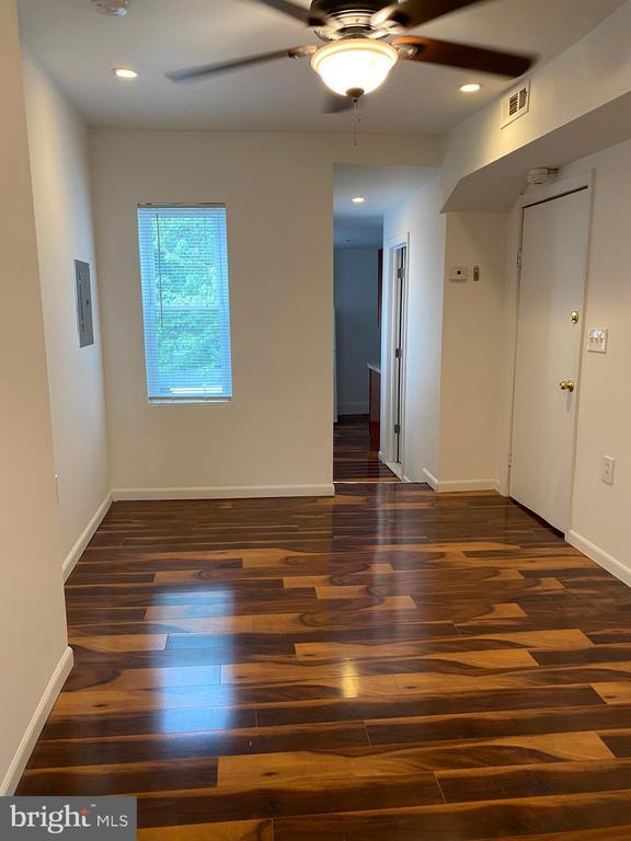 property at 920 S 12th St