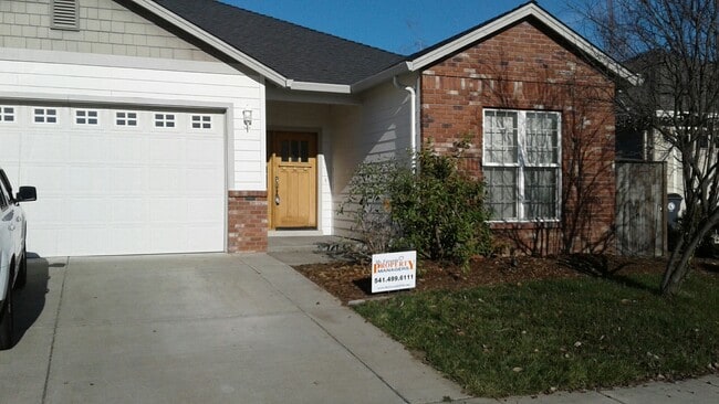 property at 2657 Brookdale Dr