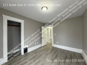 213 Burr Oak St in Kalamazoo, MI - Building Photo - Building Photo