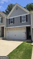 3426 Abbey Wy in Gainesville, GA - Building Photo