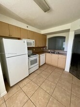 22701 SW 88th Pl in Cutler Bay, FL - Foto de edificio - Building Photo