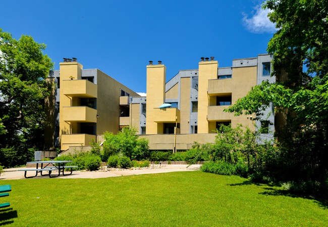 2711 Mapleton Ave in Boulder, CO - Foto de edificio - Building Photo