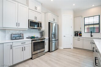 15257 Zeno Wy in Naples, FL - Building Photo - Building Photo