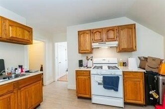 18 Ashley St, Unit 3 in Boston, MA - Building Photo - Building Photo