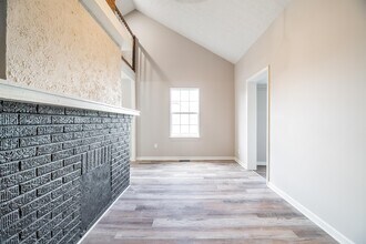 465 Brehl Ave in Columbus, OH - Building Photo - Building Photo