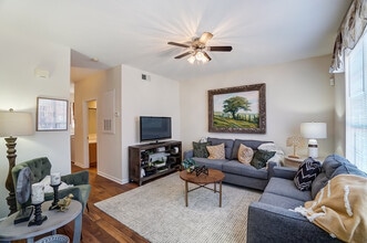 1884 Arbors Dr in Gastonia, NC - Building Photo - Building Photo