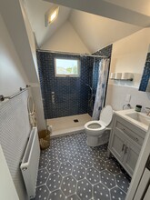 96 Munroe St, Unit 1 in Somerville, MA - Building Photo - Building Photo