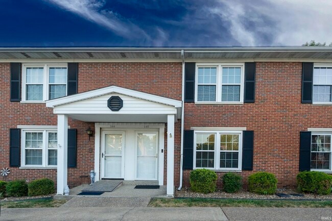 property at 107 Olde Newburgh Dr